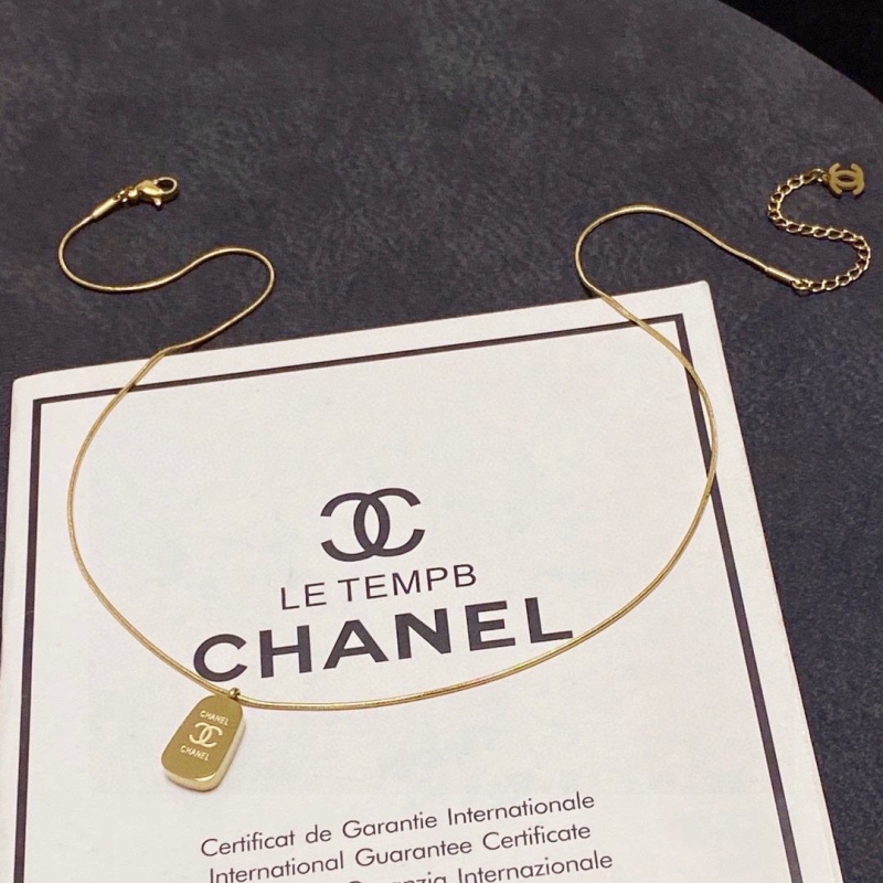 Ch**el necklaces